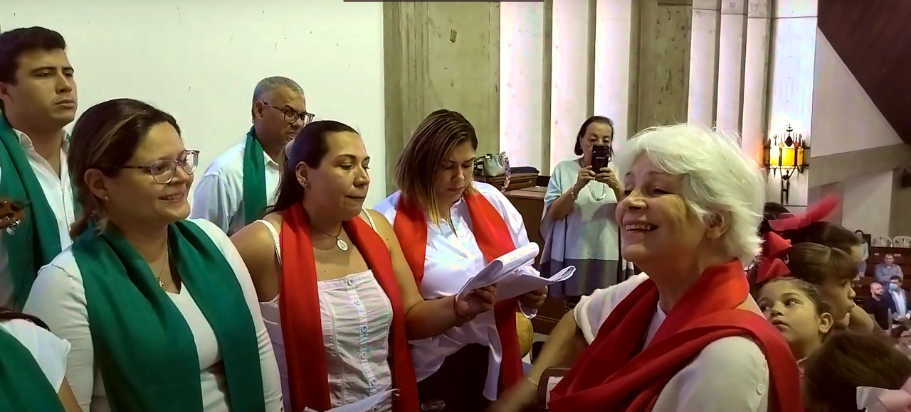 Video Coro La Acerita en la Misa Solemne por el 30 Aniversario de nuestra Parroquia, día de la Virgen de Guadalupe